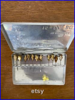 12 Aiguilles Anciennes Seringue Médicale Métal Boîte Alu Vintage C344