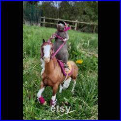 Black Rat équitation Breyer Figurine de cheval Anthropomorphique SO CUTE thème rose