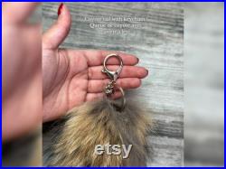 Coyote tail with keychain Queue de coyote avec porte-clés