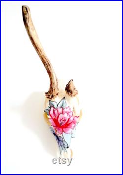 Crâne de chevreuil vintage peint à la main motif floral