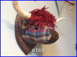 Harris tweed highland cow trophy, tout unique, fabriqué en Écosse