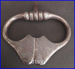 Heurtoir de porte fer forgé époque XVIIème petit modèle