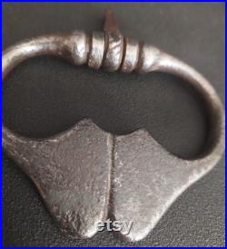 Heurtoir de porte fer forgé époque XVIIème petit modèle