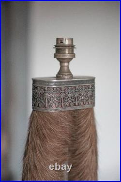Lampe patte de chevreuil avec monture métal argenté, patte de cerf, taxidermie