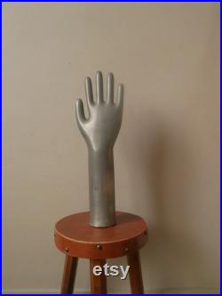 Moule à gants vintage en fonte d'aluminium curiosité objet de décoration industrielle objet industriel rétro design métal argenté