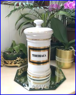 Napoléon III Antique Grand Pot à Pharmacie THERIACA en Porcelaine de Limoges de la Maison A. Collin 90 rue de Rivoli à Paris 19 siècle Napoléon III Antique Grand Pot à Pharmacie THERIACA en Porcelaine de Limoges de la Maison A. Collin 90 rue de Rivoli à Paris 19 siècle