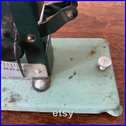 Pèse-lettres ancien à balancier Production Posso Circa 1940 Pèse-lettres ancien à balancier Production Posso Circa 1940