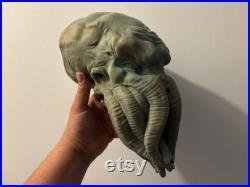 Tête de Cthulhu de 34 cm peint effet bronze