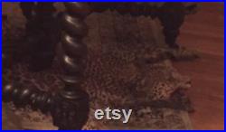 Vendu pour M. Nelson Pas à vendre.Leopard Skin Tapis vintage années 1930-40s Taxidermie Big Cat Home Decor