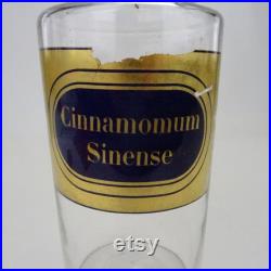 Vieux pot à pharmacie ou d'herboriste en verre soufflé Cabinet de curiosités cinnamomum sinense Collection décor verrerie de France Vieux pot à pharmacie ou d'herboriste en verre soufflé Cabinet de curiosités cinnamomum sinense Collection décor verrerie de France